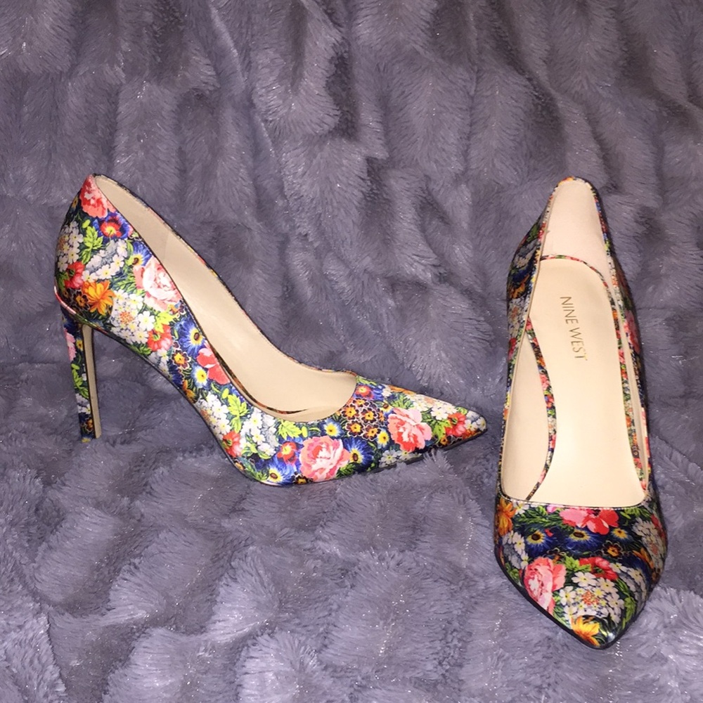 Floral Pumps!!!